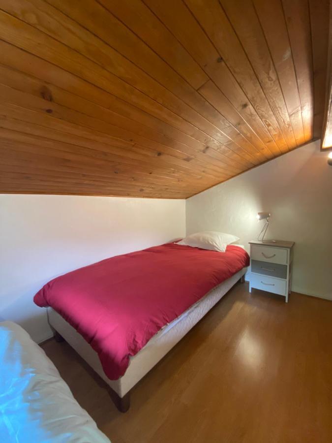Logement Mansarde Dans Maison Avec Jardin En Bord De Piste, Vue Montagne Les Houches Bagian luar foto