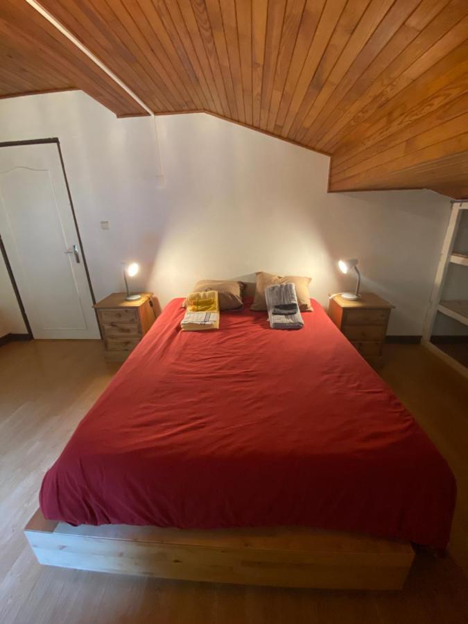 Logement Mansarde Dans Maison Avec Jardin En Bord De Piste, Vue Montagne Les Houches Bagian luar foto